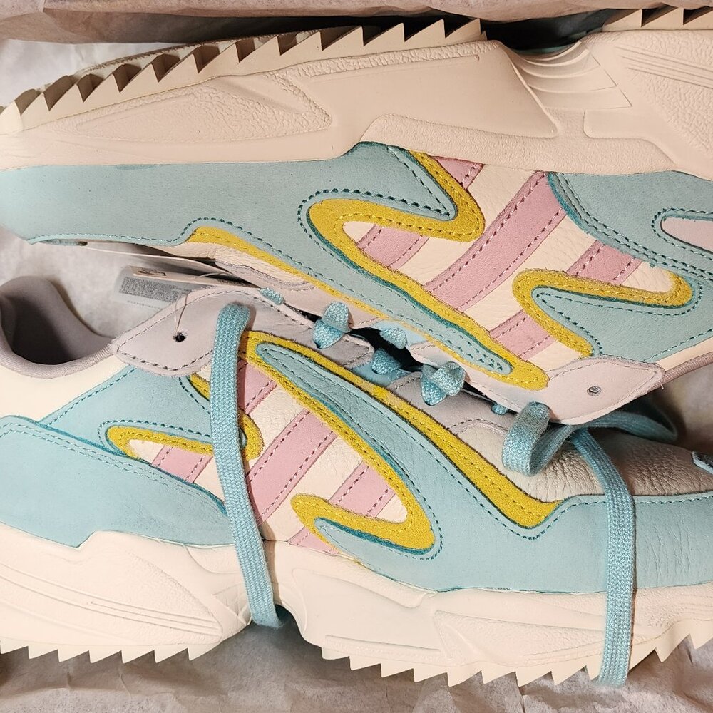 New in Box Adidas Original Yung-96 Chasm Blue Pink